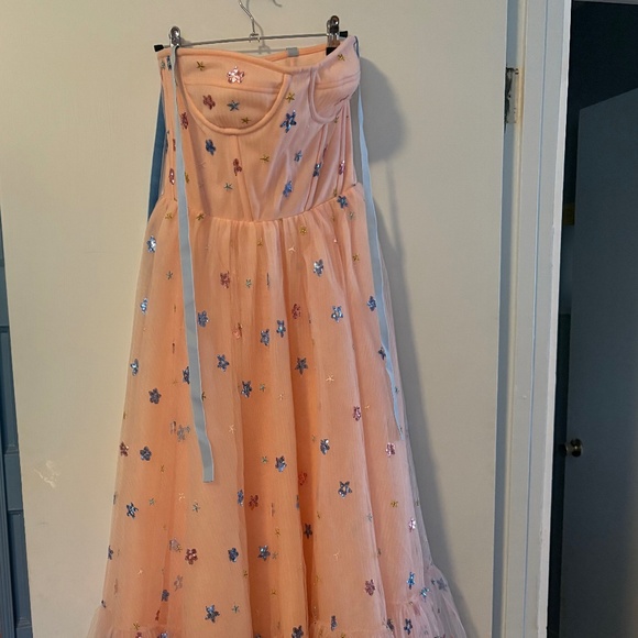 Pink Sky Midi Dress - Picture 3 of 8